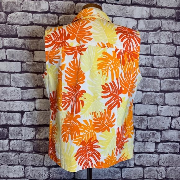 IOS Sleeveless Button Down jacket Size S - Picture 6 of 9